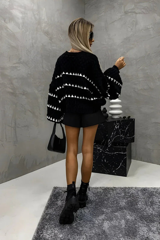 KNIT SWEATER