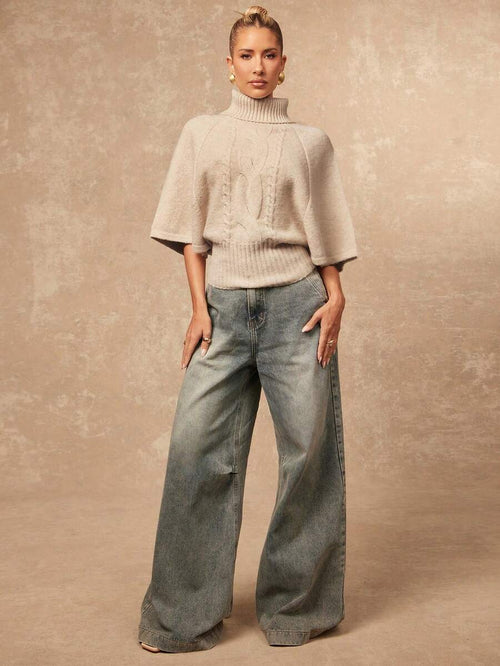 CABLE KNIT